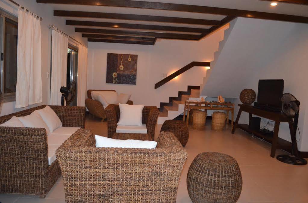 Seahorse Villa Puerto Galera Exterior foto